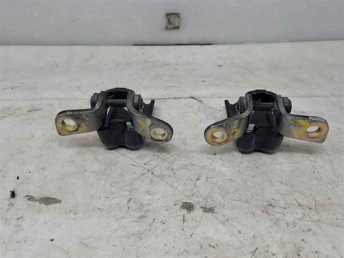 Used OEM 2014-2026 SIERRA SILVERADO FRONT DOOR HINGES UPPER LOWER, actual item photo 8