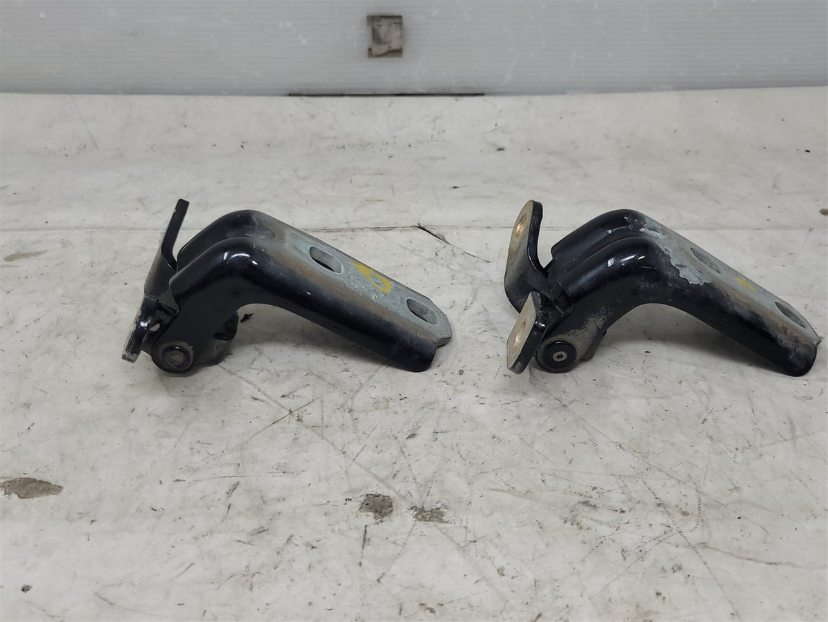 Used OEM 2014-2026 SIERRA SILVERADO FRONT DOOR HINGES UPPER & LOWER, actual item photo 9