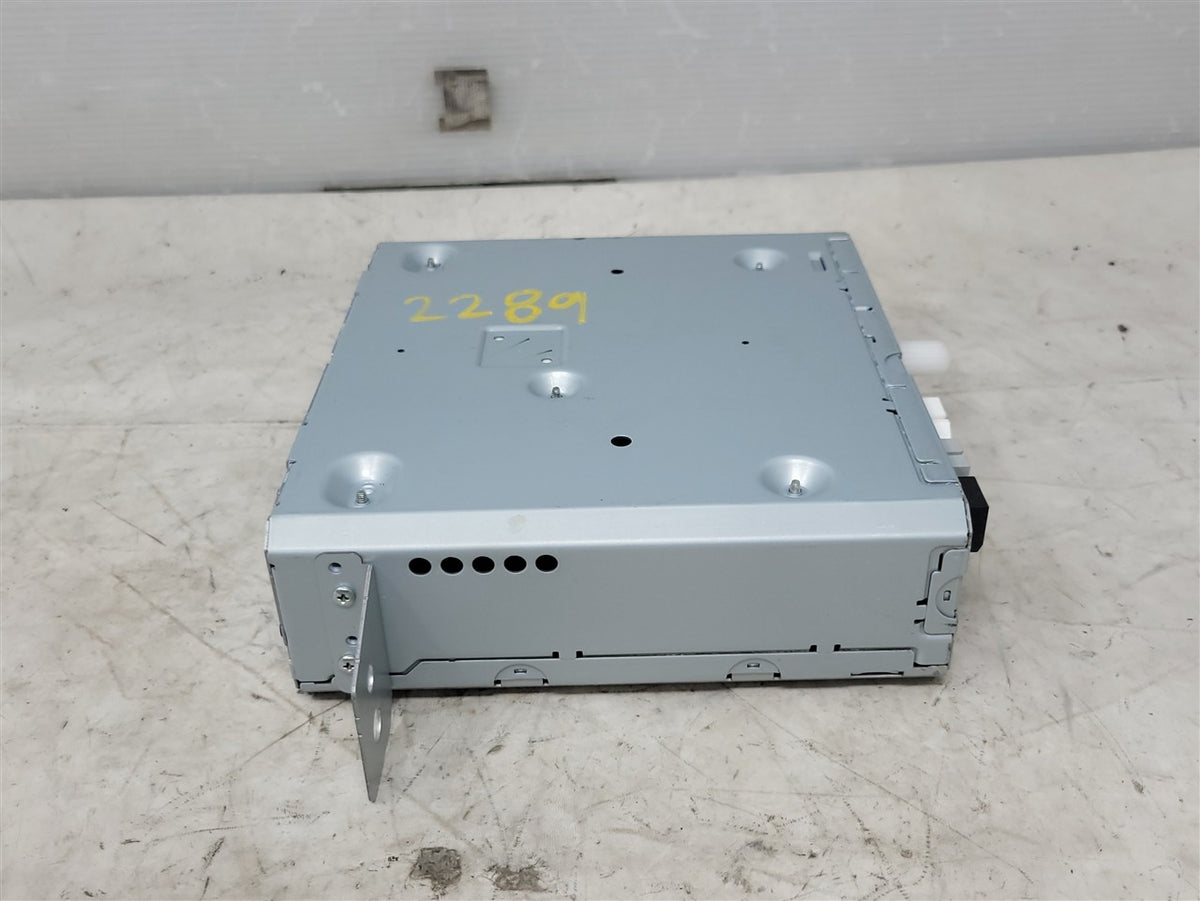 Used OEM 2015 ESCALADE ESCALADE ESV SIERRA SILVERADO DVD VIDEO PLAYER, actual item photo 2