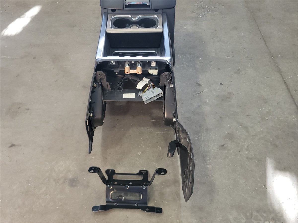 Used OEM 2014-2015 SIERRA SILVERADO FRONT CENTER CONSOLE DENALI BLACK, actual item photo 3