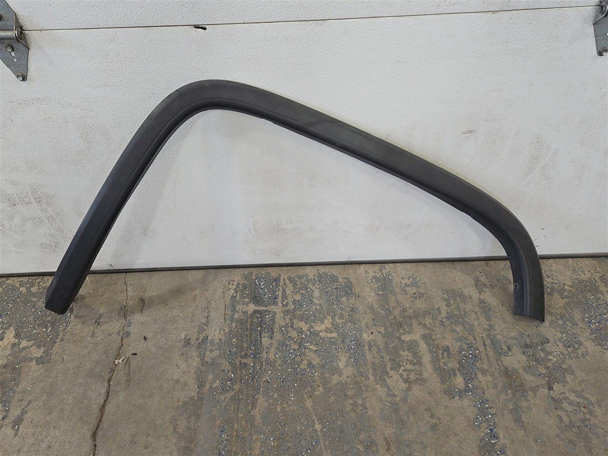 Used OEM 2014-2015 SIERRA FRONT FENDER FLARE PASSENGER RH BLACK, actual item photo 1