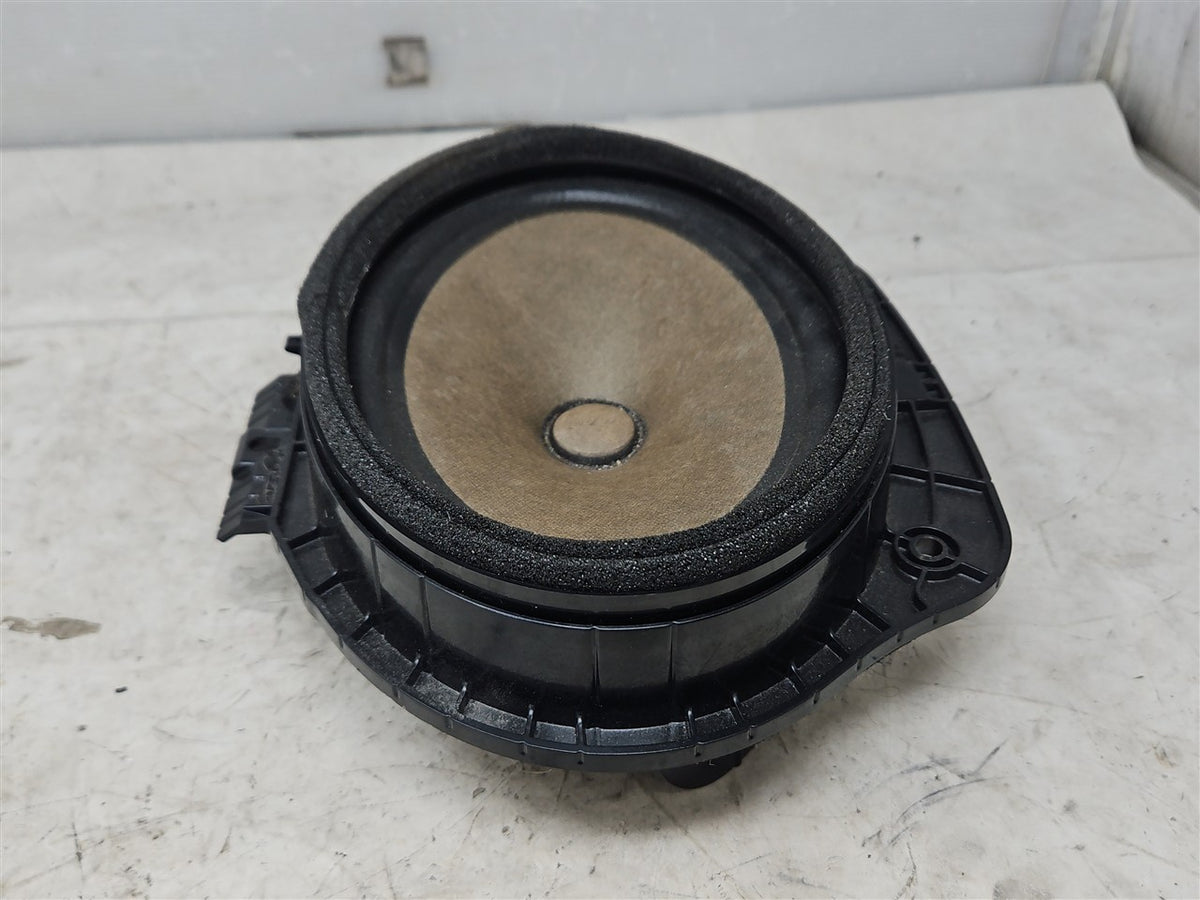 Used OEM 2016-2024 CAMARO FRONT DOOR BOSE SPEAKER PASSENGER RH OR, actual item photo 2