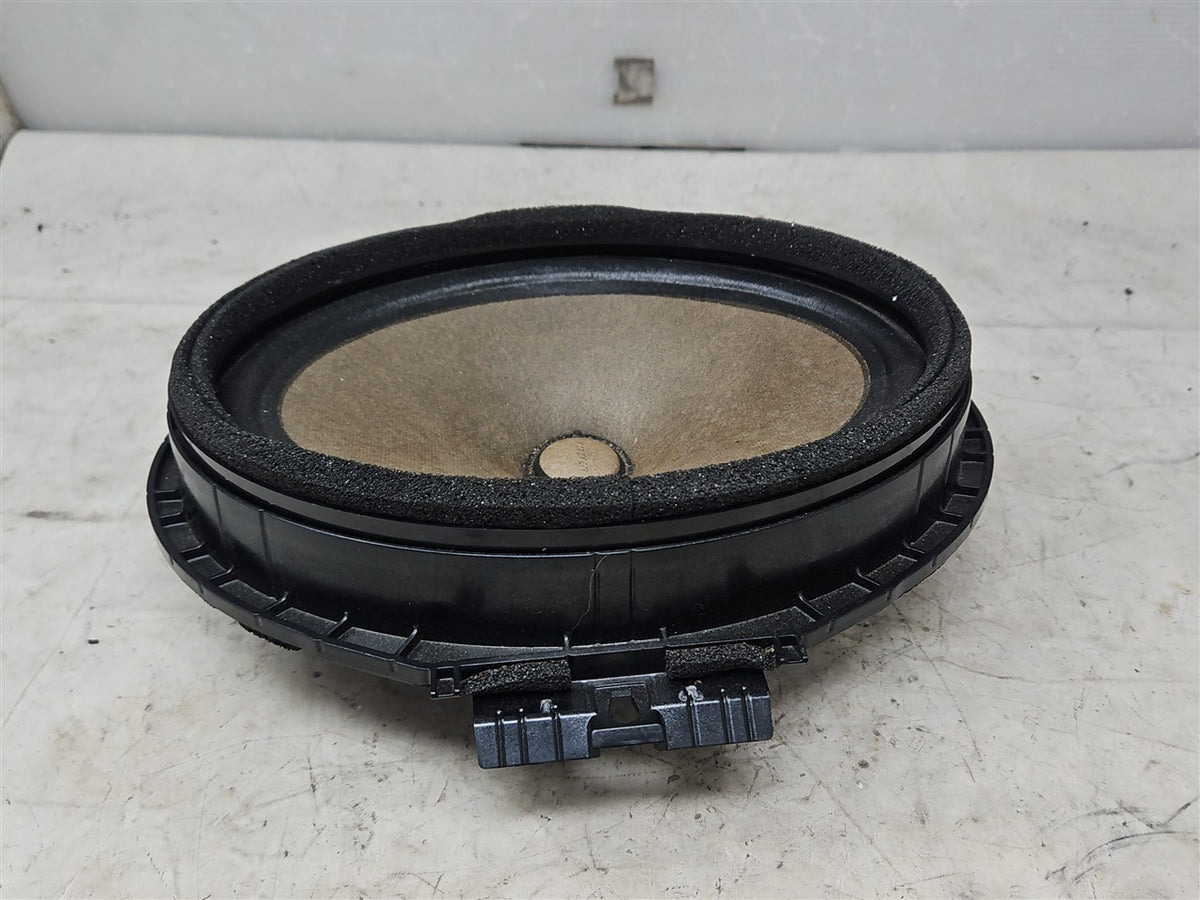 Used OEM 2016-2024 CAMARO FRONT DOOR BOSE SPEAKER PASSENGER RH DRIVER, actual item photo 1