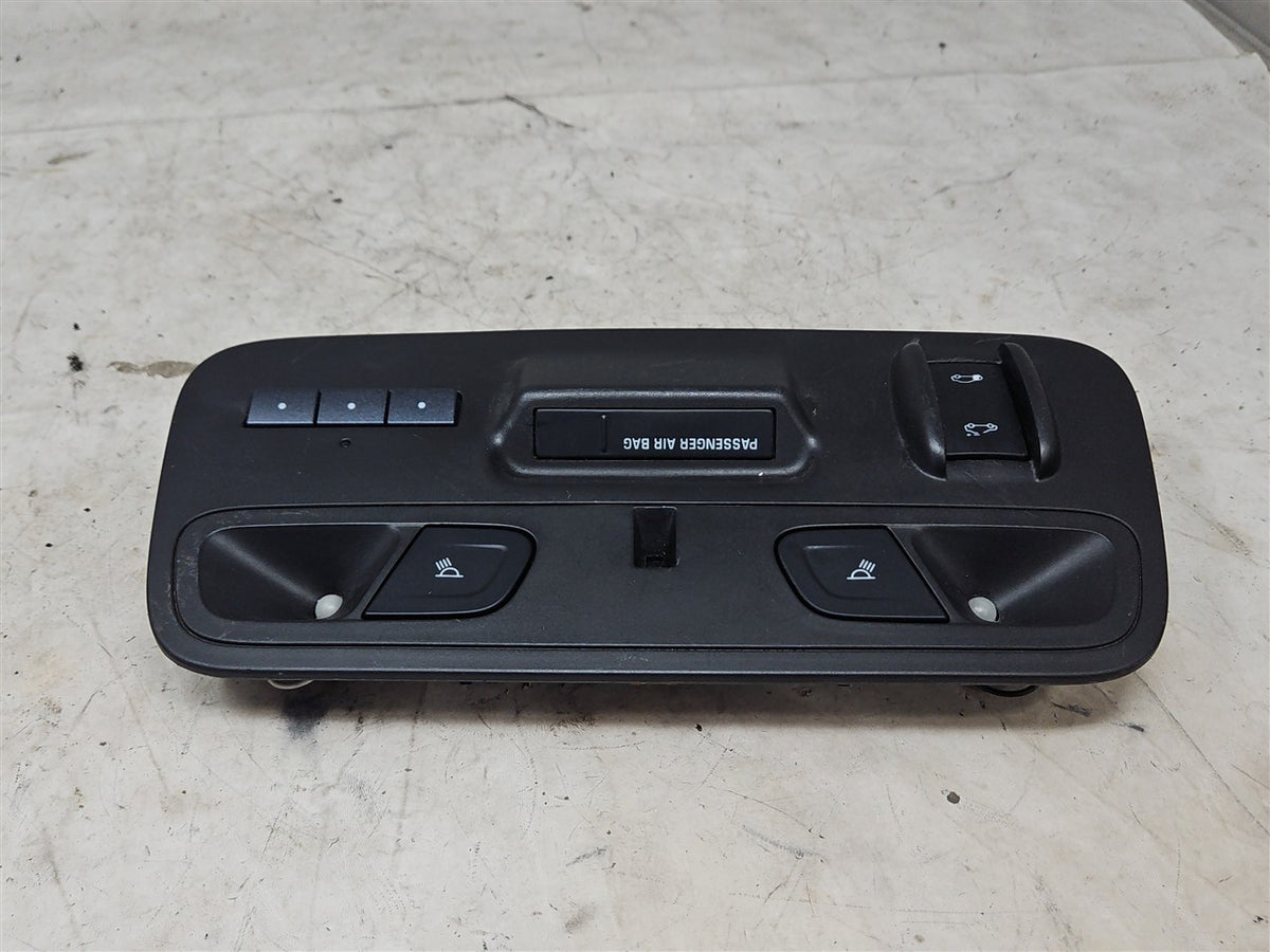 Used OEM 2016-2018 CAMARO OVERHEAD CONSOLE MAP LIGHTS SUNROOF SWITCH, actual item photo 4