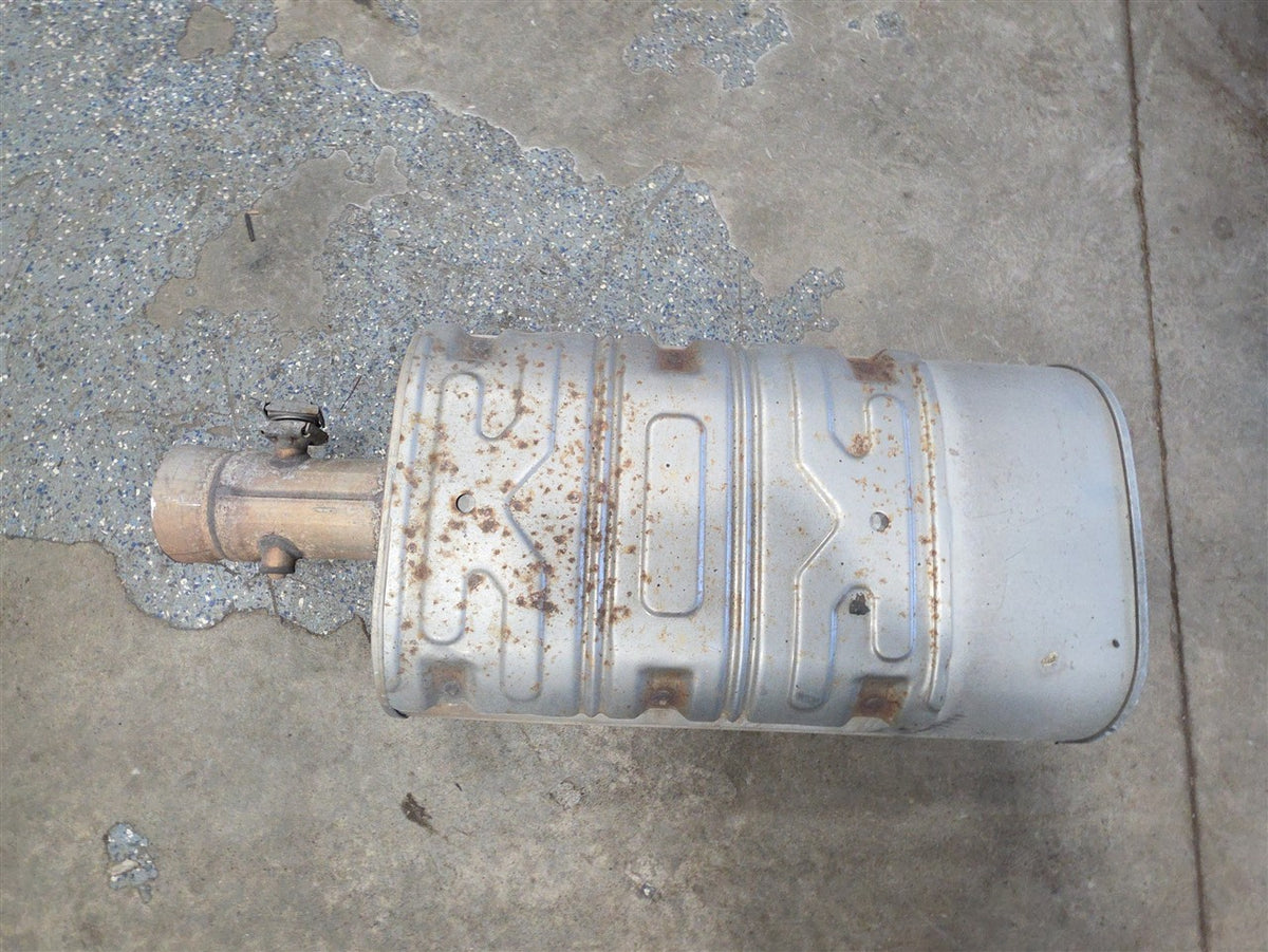 Used OEM 2014-2018 SIERRA SILVERADO 1500 6 2L EXHAUST MUFFLER & VALVE, actual item photo 1