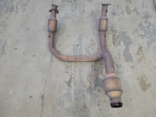 Used OEM 2014-2019 SIERRA SILVERADO EXHAUST Y PIPE 6 2L OEM 19420265, actual item photo 1