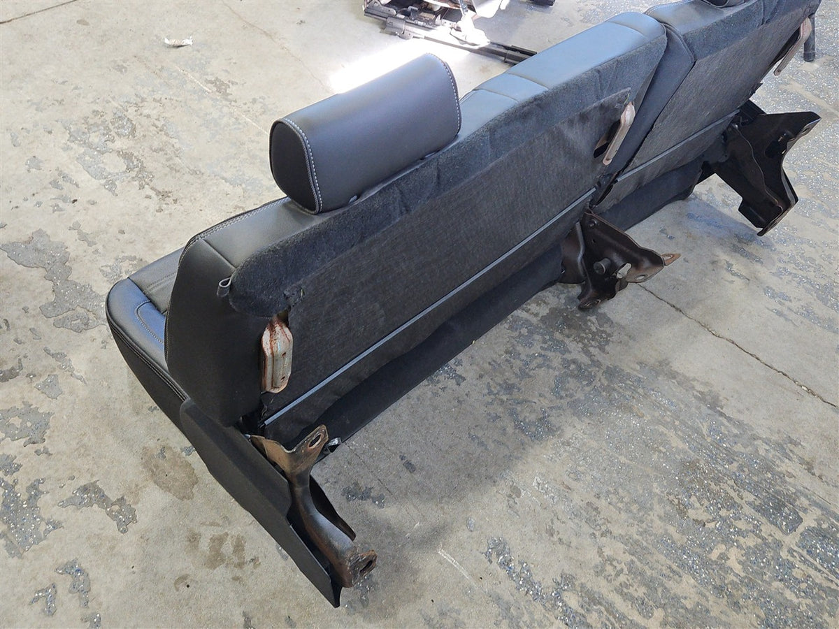 Used OEM 2015 SIERRA DENALI 1500 FRONT AND SECOND ROW BLACK LEATHER, actual item photo 26