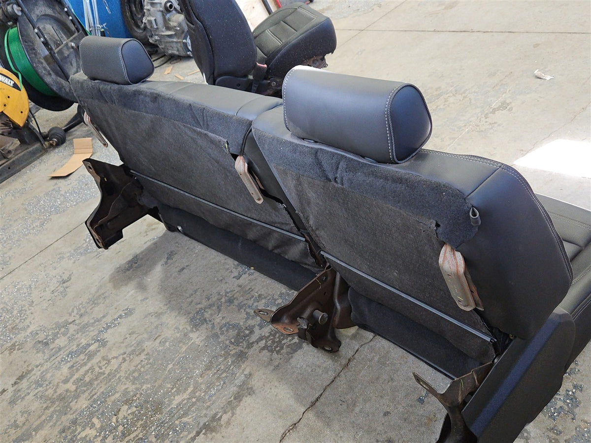 Used OEM 2015 SIERRA DENALI 1500 FRONT AND SECOND ROW BLACK LEATHER, actual item photo 29