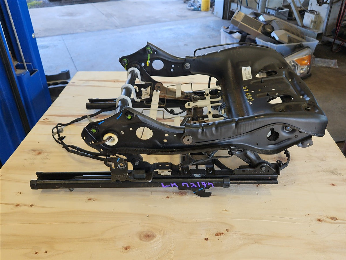 Used OEM 2016-2024 CAMARO FRONT SEAT TRACK WITH MOTORS 13529723, actual item photo 2