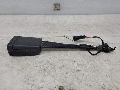 Used OEM 2016-2024 CAMARO FRONT PASSENGER RH SEAT BELT BUCKLE, actual item photo 2