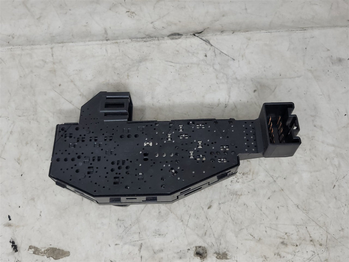 Used OEM 2016-2024 CAMARO FRONT PASSENGER RH POWER SEAT SWITCH, actual item photo 6