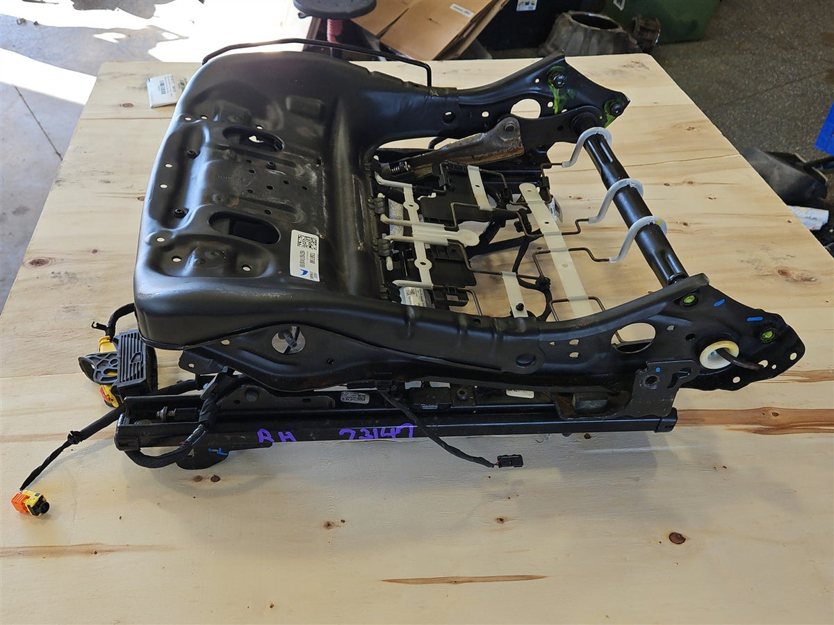 Used OEM 2016-2024 CAMARO FRONT SEAT TRACK RH WITH MOTORS, actual item photo 2