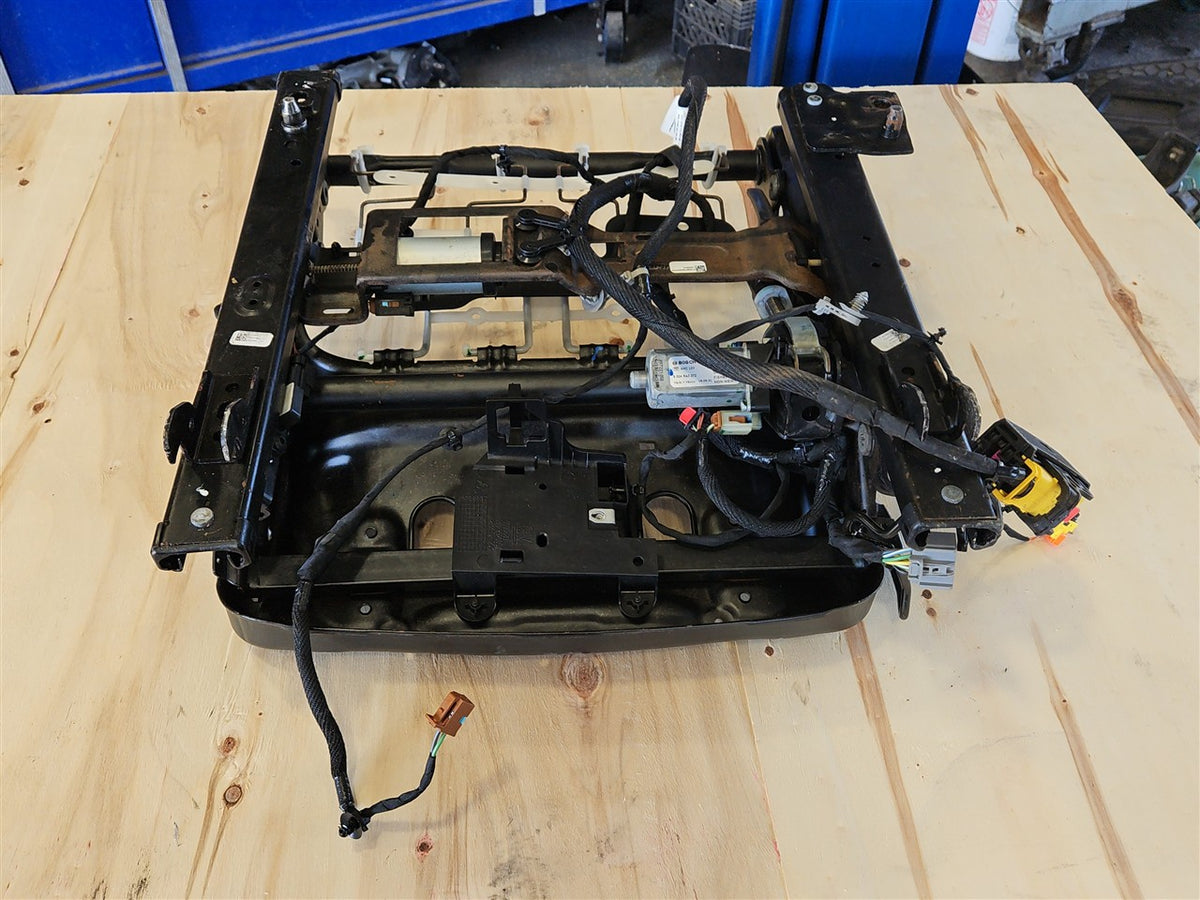 Used OEM 2016-2024 CAMARO FRONT SEAT TRACK RH WITH MOTORS, actual item photo 6