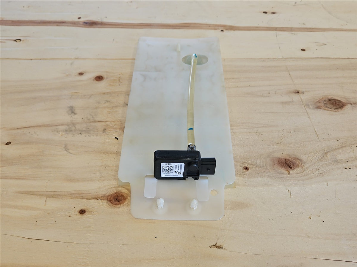 Used OEM 2016-2024 CAMARO PASSENGER SEAT OCCUPANCY SENSOR RH 84132436, actual item photo 2