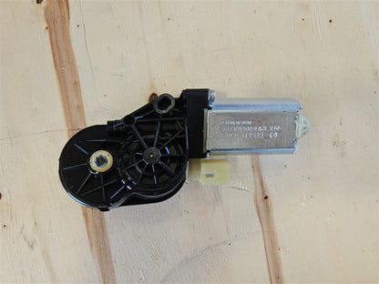 Used OEM 2016-2024 CAMARO FRONT PASSENGER RH SEAT RECLINE MOTOR, actual item photo 5