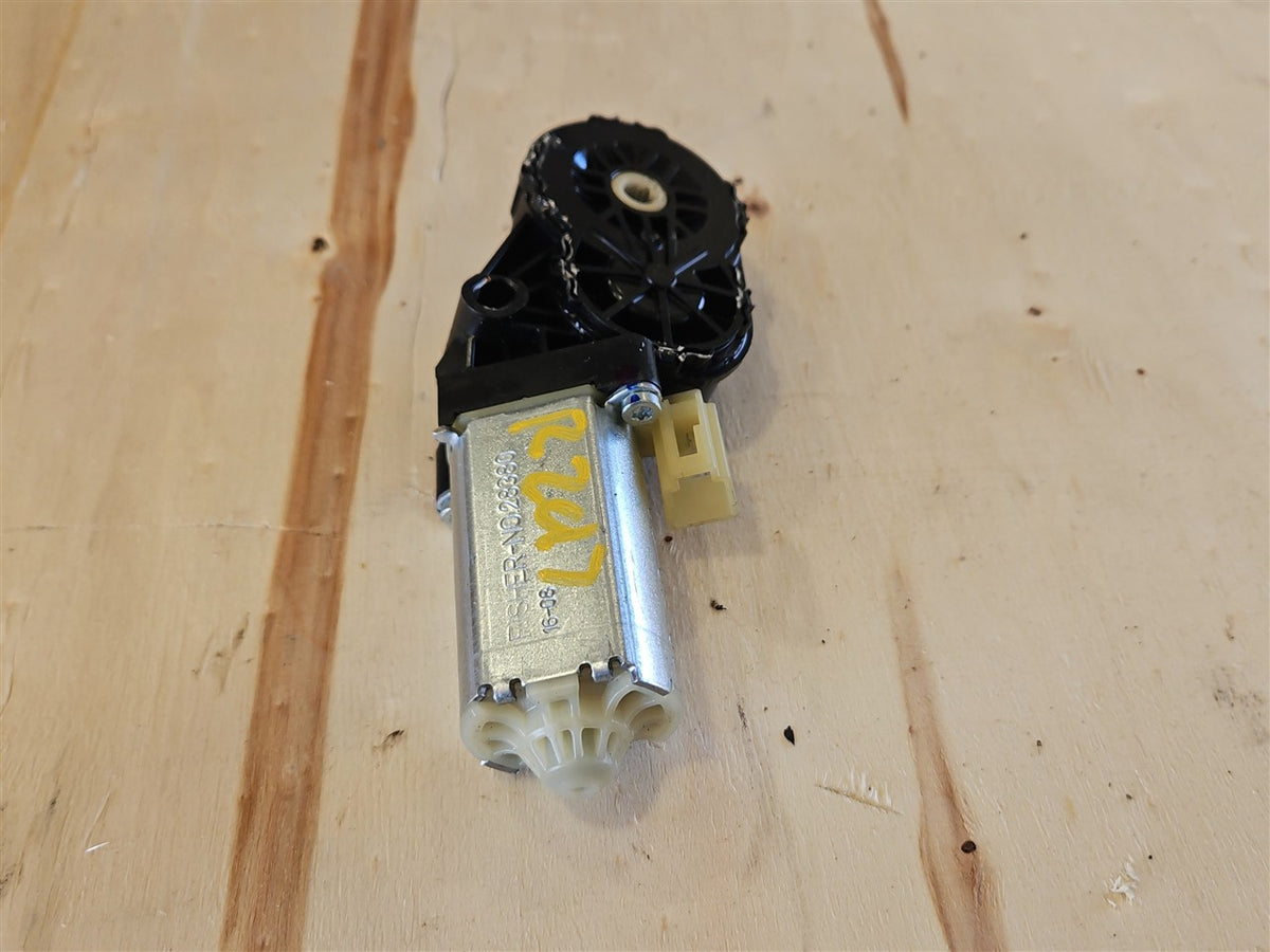 Used OEM 2016-2024 CAMARO FRONT PASSENGER RH SEAT RECLINE MOTOR, actual item photo 7