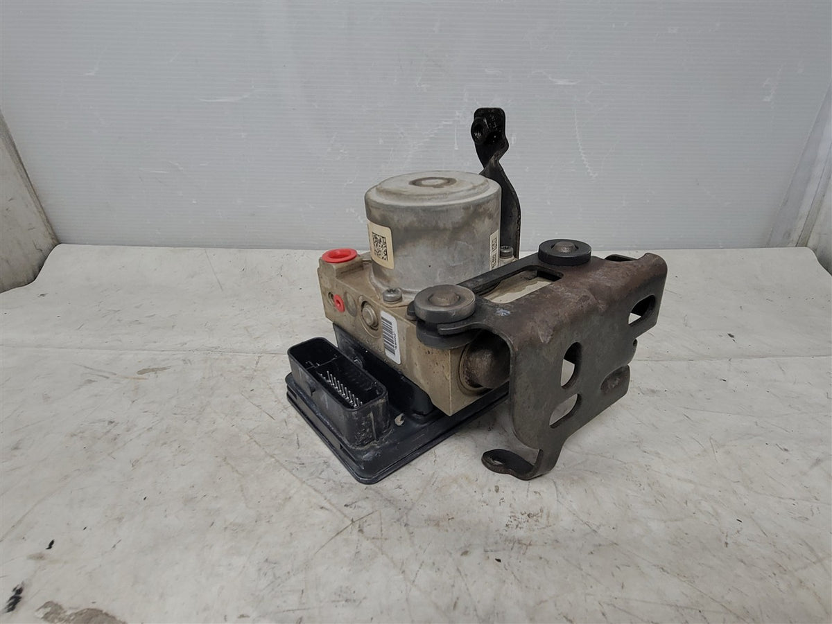 Used OEM 2014-2020 SIERRA 1500 SIERRA DENALI 1500 SILVERADO 1500 ABS, actual item photo 2