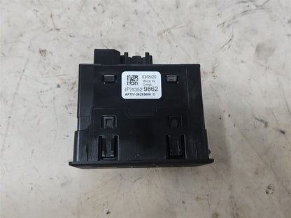 Used OEM 2019-2023 SIERRA SILVERADO USB MEMORY CARD RECEPTACLE CENTER, actual item photo 10