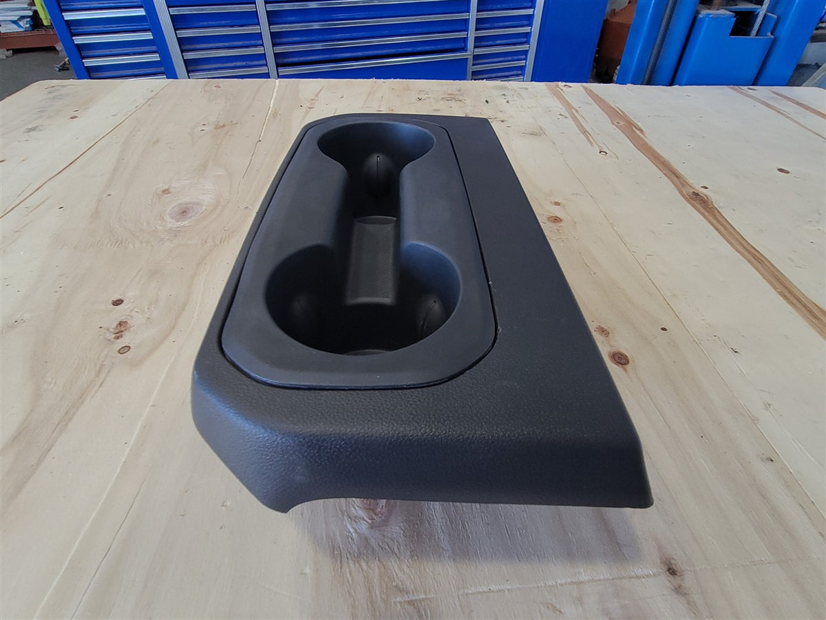 Used OEM 2019-2023 SIERRA SILVERADO CENTER CONSOLE REAR UPPER CUP HOLDERS BLACK 84505592, actual item photo 3
