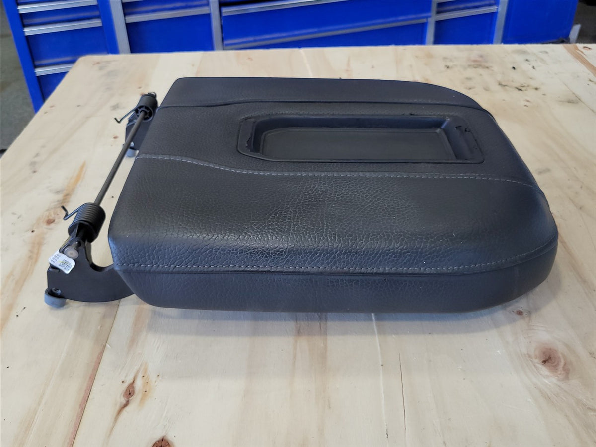 Used OEM 2019-2023 SIERRA SILVERADO CENTER CONSOLE LID ARMREST BLACK, actual item photo 1