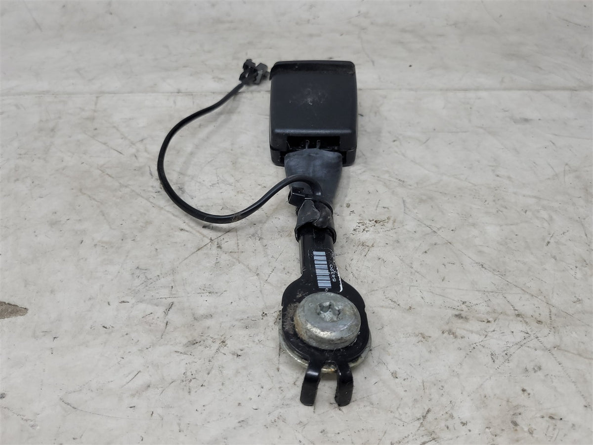 Used OEM 2010-2011 CAMARO FRONT SEAT BELT BUCKLE PASSENGER RH, actual item photo 3