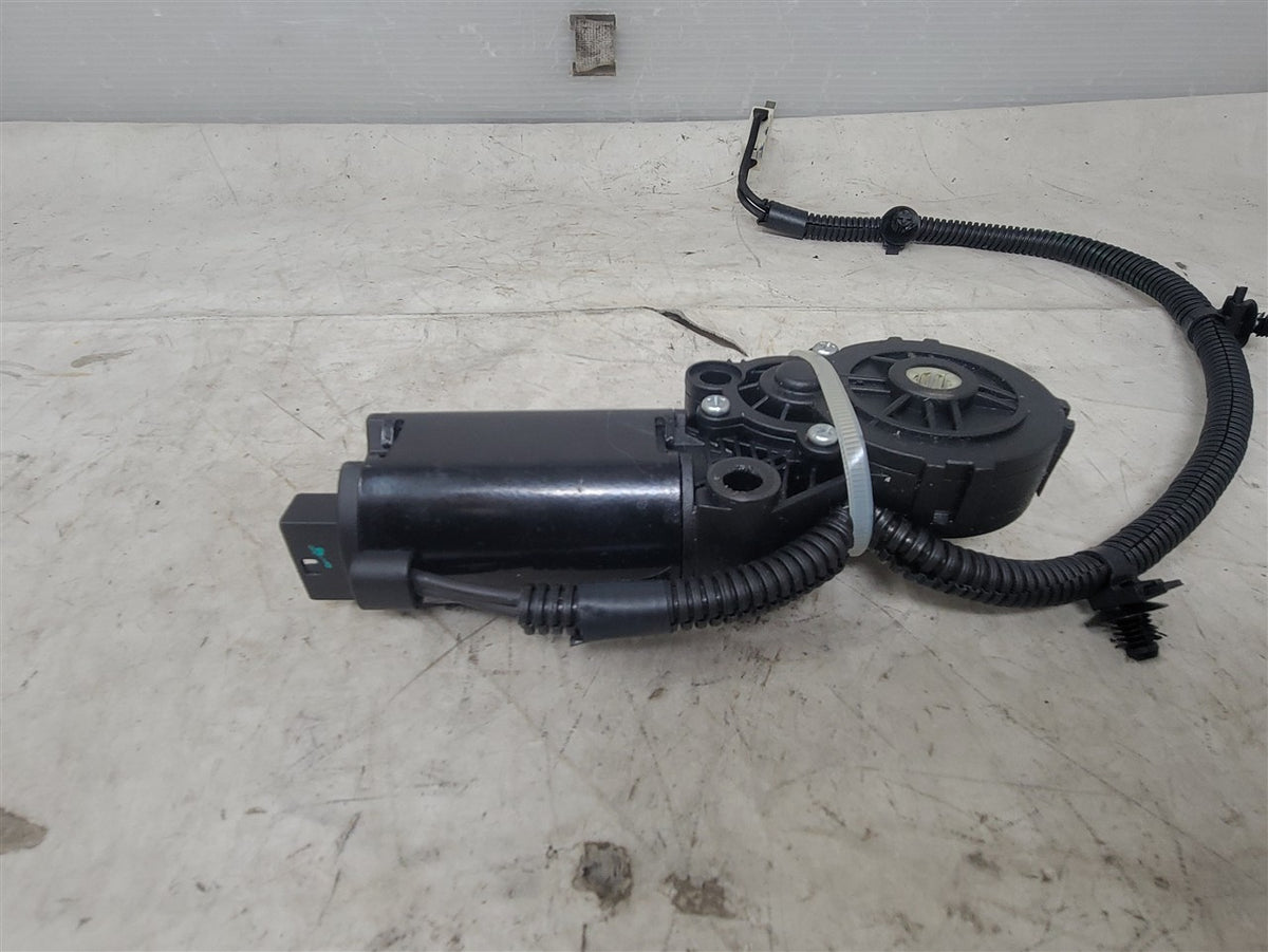 Used OEM 2010-2015 CAMARO FRONT SEAT POWER RECLINE MOTOR ACTUATOR, actual item photo 4