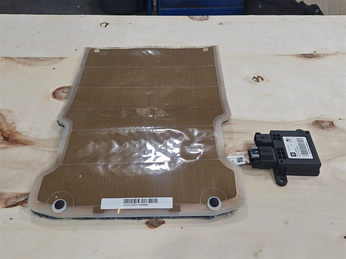 Used OEM 2010-2015 CAMARO RH PASSENGER FRONT SEAT OCCUPANCY SENSOR, actual item photo 3
