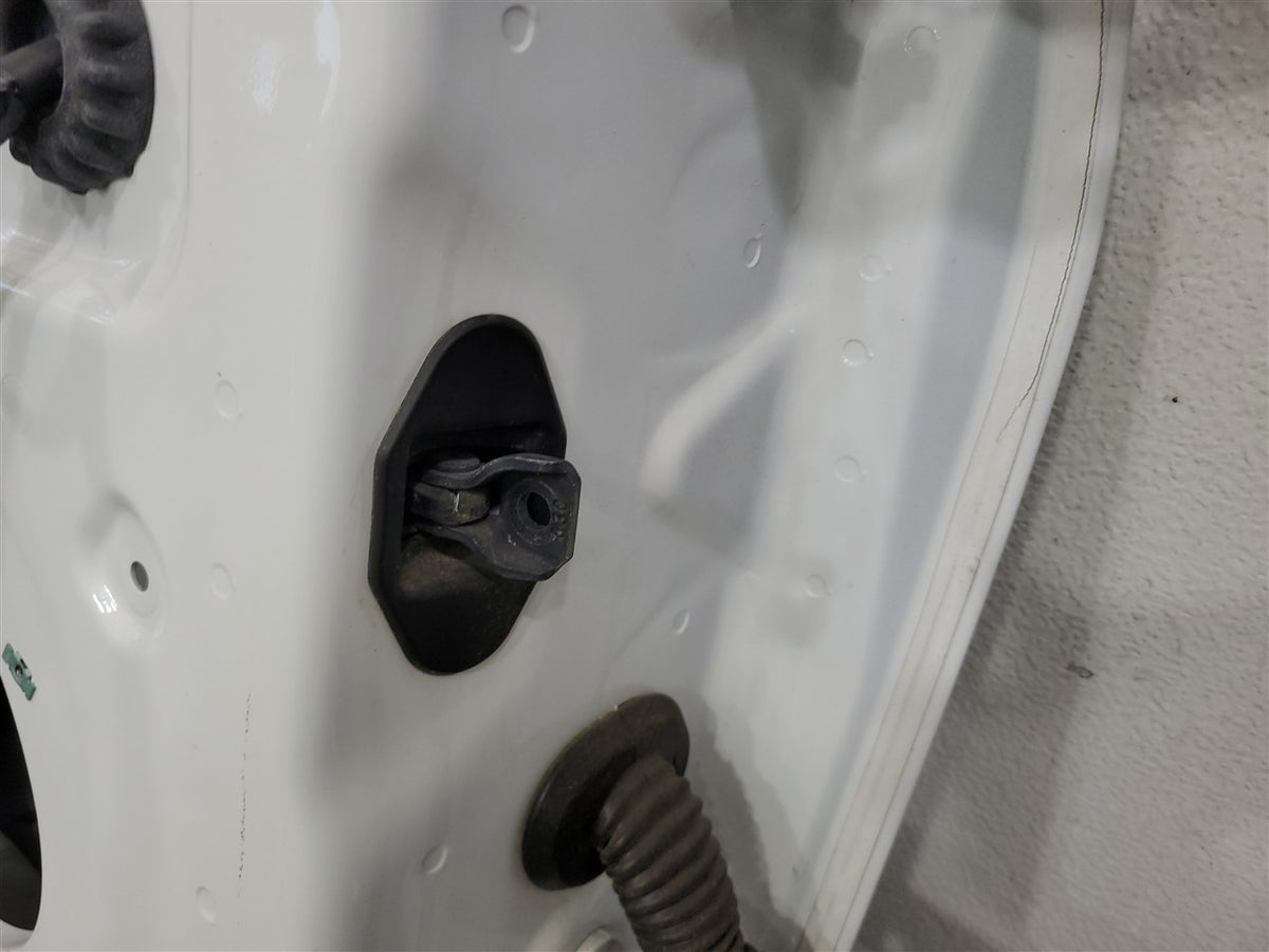 Used OEM 2016-2024 CAMARO FRONT DOOR DRIVER LH SUMMIT WHITE, actual item photo 18