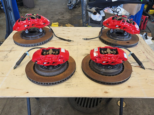 Used OEM 2017-2024 CAMARO SS 1LE BREMBO BRAKE CALIPERS & ROTORS FRONT, actual item photo 1