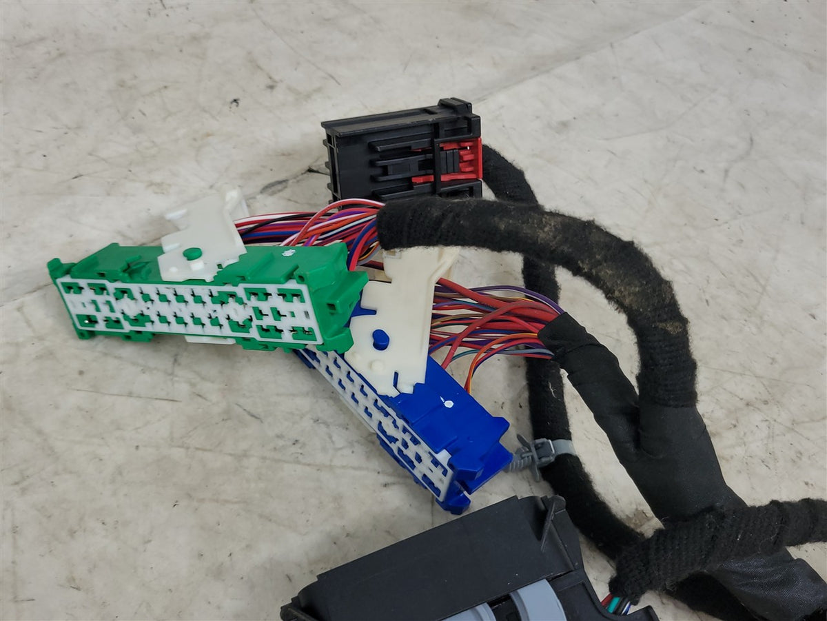 Used OEM 2016-2024 CAMARO TRUNK FUSE PANEL WIRING PIGTAIL, actual item photo 5