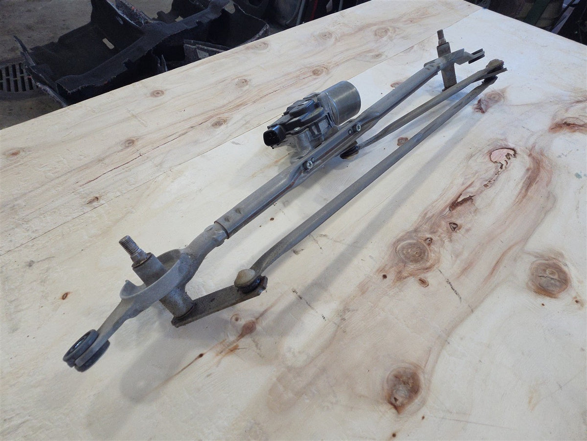 Used OEM 2016-2024 CAMARO FRONT WINDSHIELD WIPER MOTOR & LINKAGE, actual item photo 4