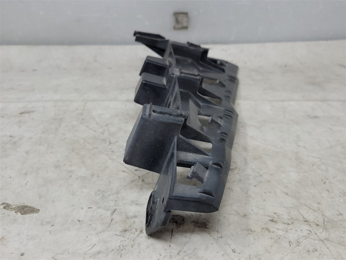 Used OEM 2016-2018 CAMARO TAIL LIGHT LAMP BRACKET DRIVER LH 84035465, actual item photo 9