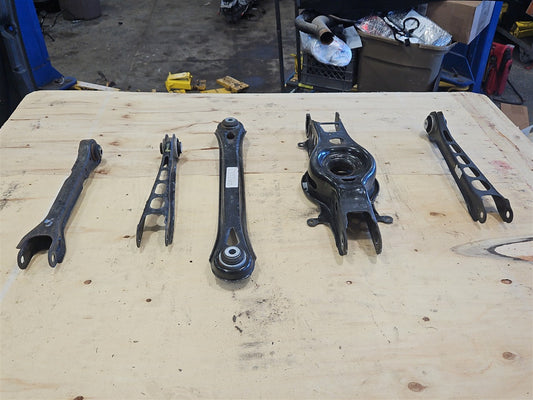 Used OEM 2016-2024 CAMARO REAR CONTROL ARMS SET OF 5 DRIVER LH 1LE, actual item photo 1