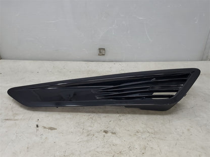 Used OEM 2016-2018 CAMARO SS HOOD SCOOP PASSENGER RH SUMMIT WHITE, actual item photo 1
