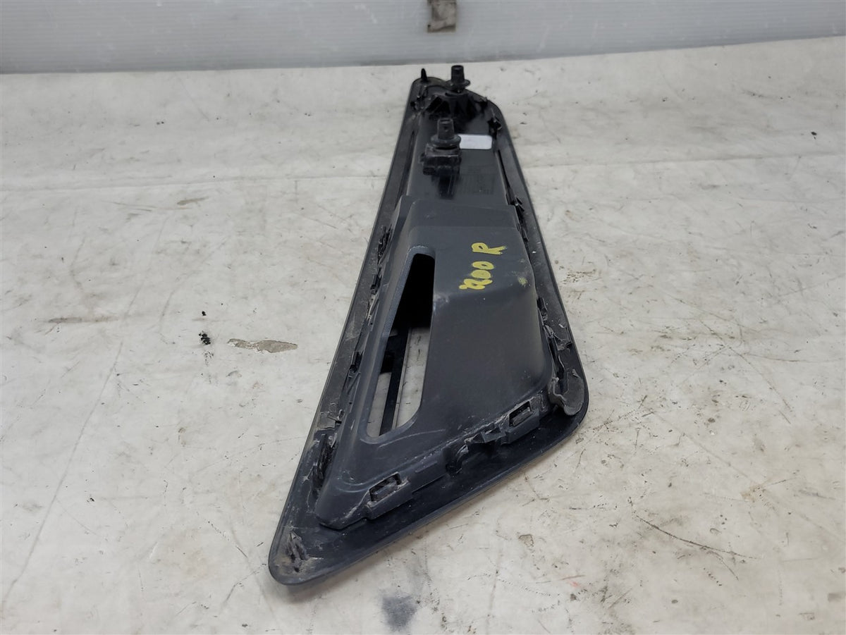 Used OEM 2016-2018 CAMARO SS HOOD SCOOP PASSENGER RH SUMMIT WHITE, actual item photo 8