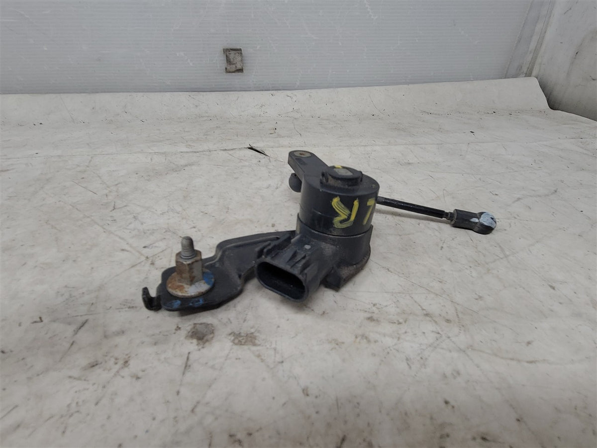 Used OEM 2016-2024 CAMARO REAR RIDE HEIGHT LEVEL SENSOR DRIVER LH, actual item photo 1