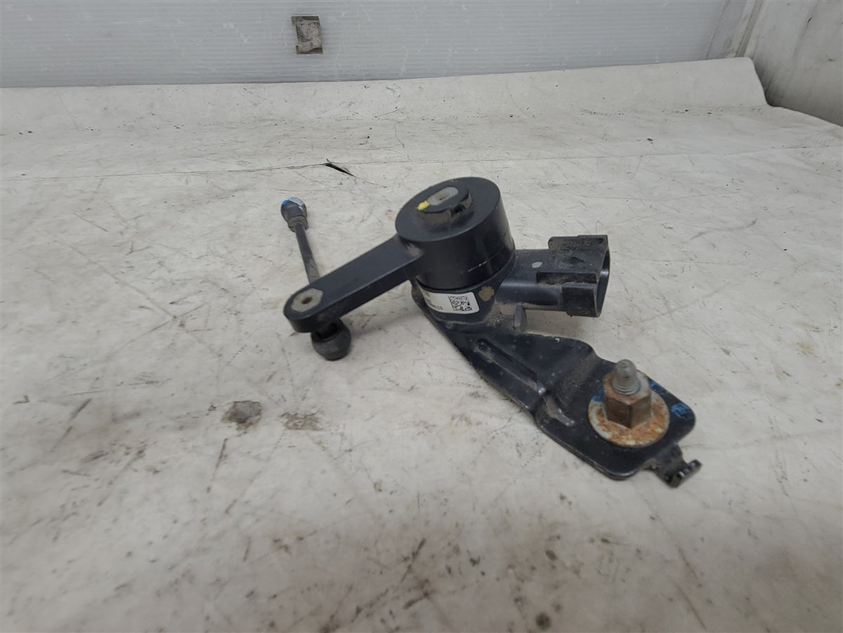 Used OEM 2016-2024 CAMARO REAR RIDE HEIGHT LEVEL SENSOR DRIVER LH, actual item photo 4