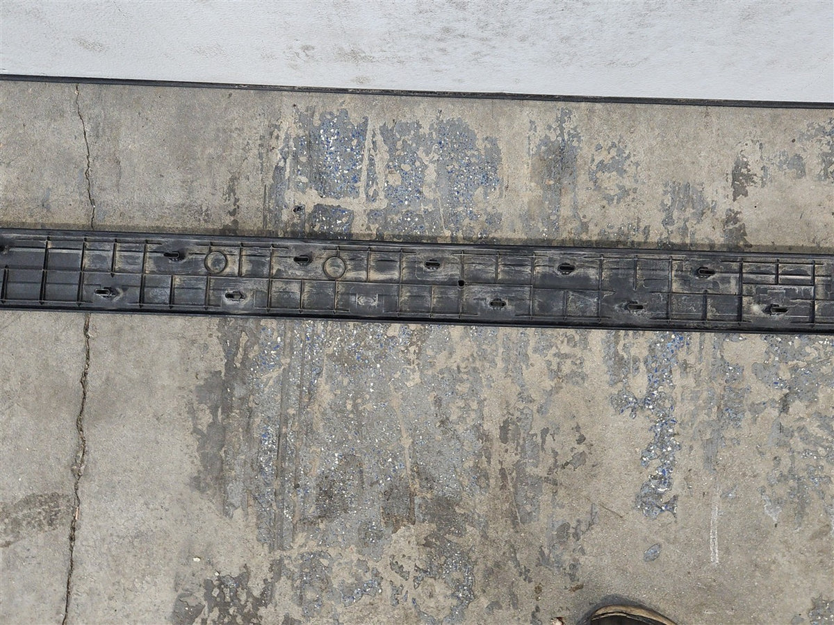 Used OEM 2019-2026 SILVERADO 1500 BED RAIL UPPER TRIM 6 6 BED MOLDING, actual item photo 15