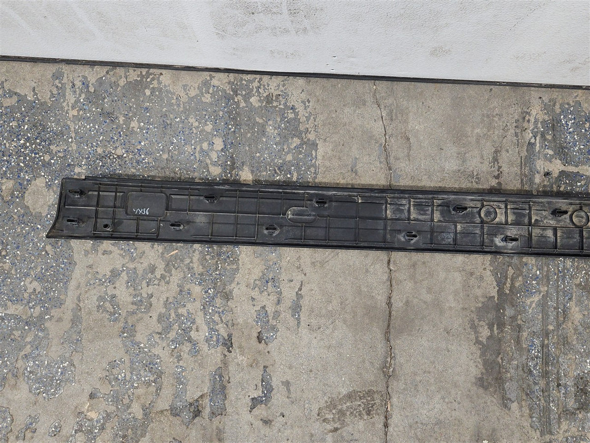 Used OEM 2019-2026 SILVERADO 1500 BED RAIL UPPER TRIM 6 6 BED MOLDING, actual item photo 16