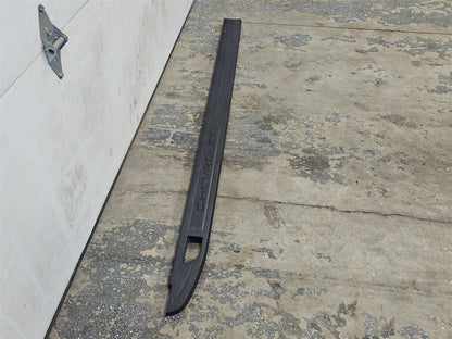 Used OEM 2019-2026 SILVERADO 1500 BED RAIL UPPER TRIM MOLDING, actual item photo 3