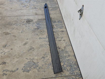 Used OEM 2019-2026 SILVERADO 1500 BED RAIL UPPER TRIM MOLDING, actual item photo 5