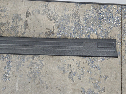 Used OEM 2019-2026 SILVERADO 1500 BED RAIL UPPER TRIM MOLDING, actual item photo 6