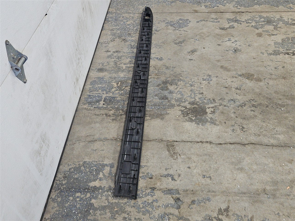 Used OEM 2019-2026 SILVERADO 1500 BED RAIL UPPER TRIM MOLDING, actual item photo 11