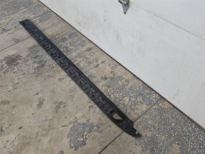 Used OEM 2019-2026 SILVERADO 1500 BED RAIL UPPER TRIM MOLDING, actual item photo 12