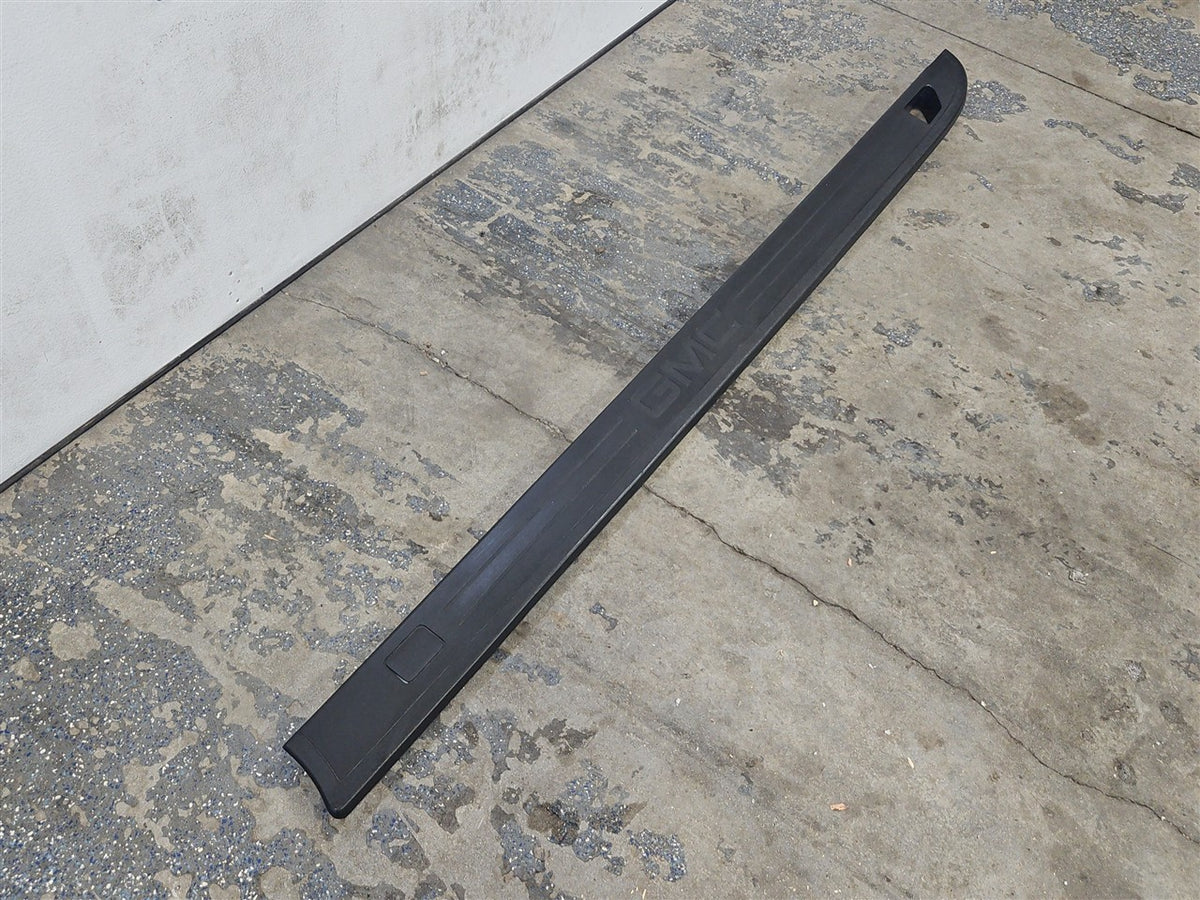 Used OEM 2014-2018 SIERRA 1500 BED RAIL UPPER TRIM DRIVER LH 5 9, actual item photo 2