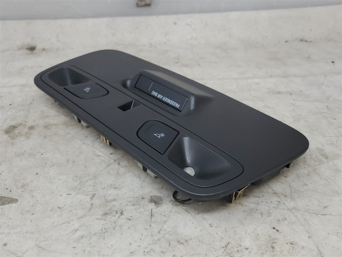 Used OEM 2016-2018 CAMARO ROOF CONSOLE WITH DOME LIGHT WITHOUT, actual item photo 3