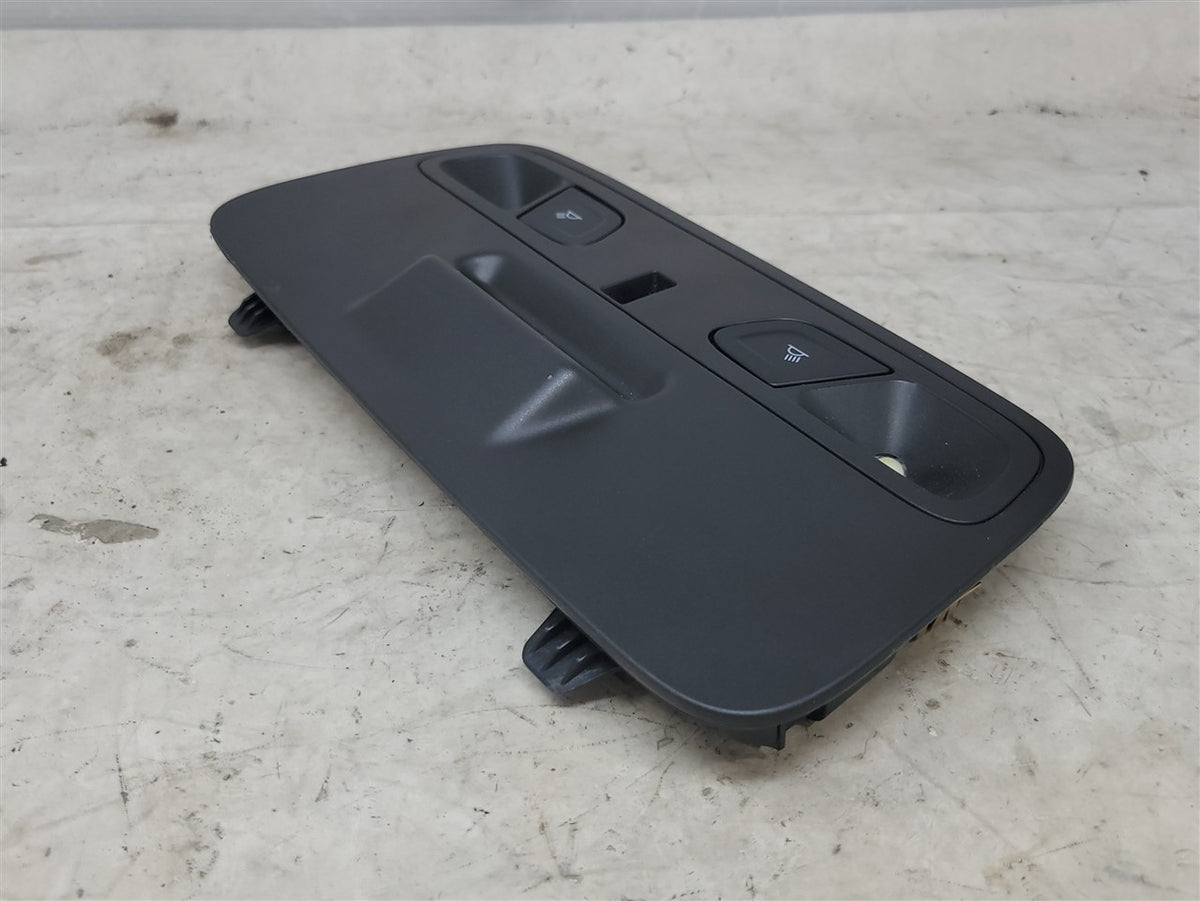 Used OEM 2016-2018 CAMARO ROOF CONSOLE WITH DOME LIGHT WITHOUT, actual item photo 7