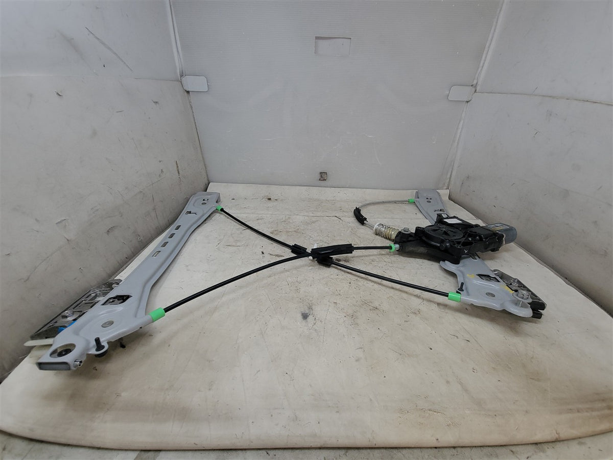 Used OEM 2017-2024 CAMARO FRONT RH PASSENGER WINDOW REGULATOR MOTOR, actual item photo 5