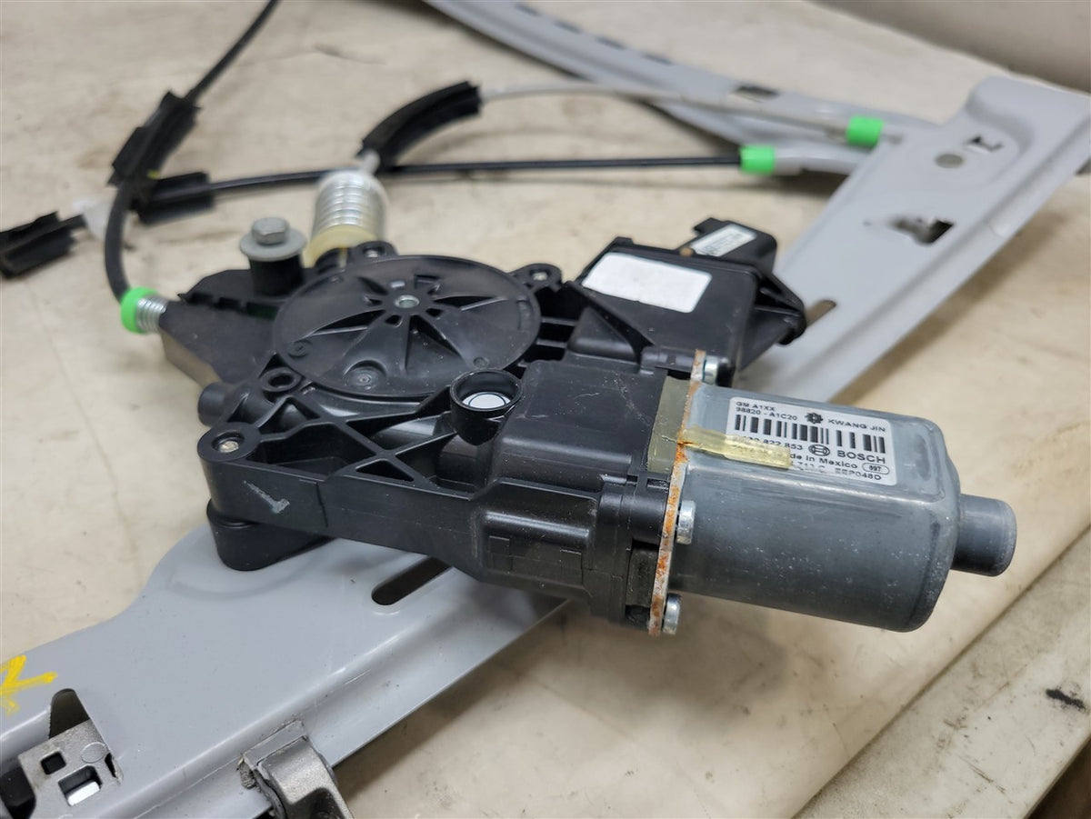 Used OEM 2017-2024 CAMARO FRONT RH PASSENGER WINDOW REGULATOR MOTOR, actual item photo 11