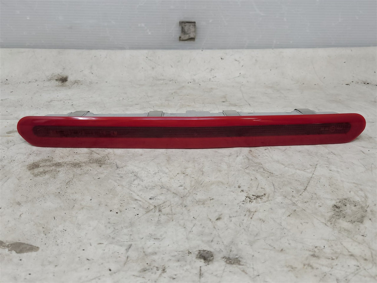 Used OEM 2016-2024 CAMARO THIRD CENTER BRAKE LIGHT LAMP RED COUPE, actual item photo 1